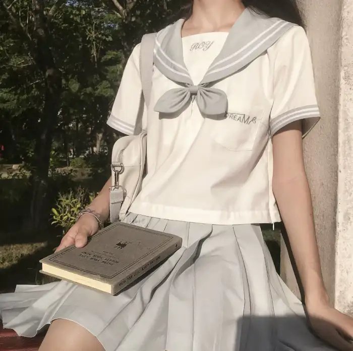 竞女