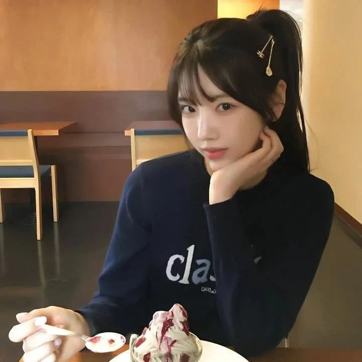 明天，我会成为谁的女友